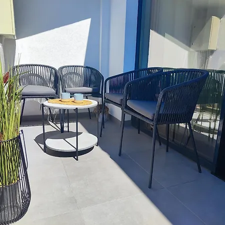 La Scogliera Apartman *